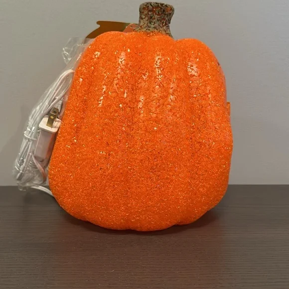 Light Up Sparkling Pumpkin Decoration 9” NWT - Picture 3 of 12